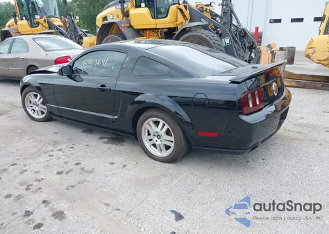 2007 Ford Mustang Gt Deluxe/Gt Premium из США, поврежденный, VIN 1ZVFT82H275207051